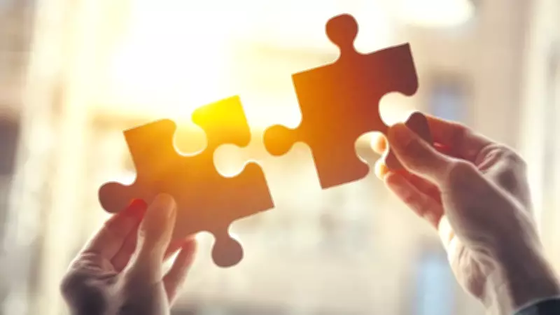 Hayatını Değiştirmek İçin Daha Azına İhtiyacın Var: İçsel Rönesans'ın Sırrı