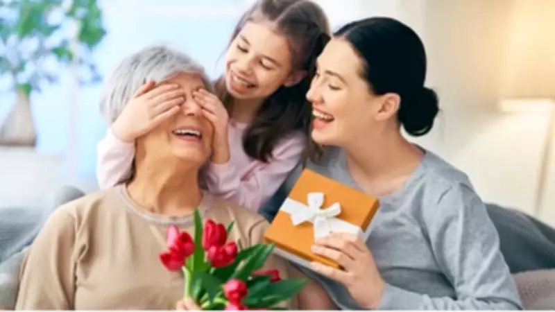 Hepsiburada Araştırması: Anneler Günü'nde 10 Kişiden 9'u Hediye Alıyor
