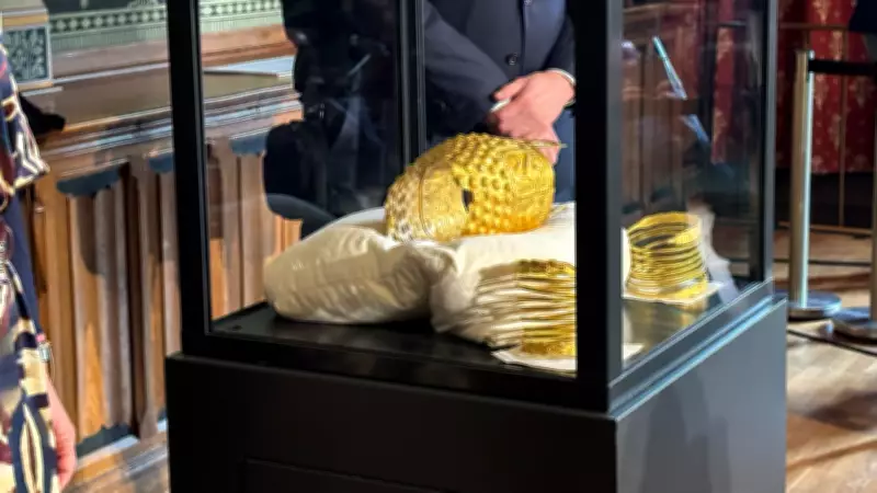 Hollanda'da Çalınan 2.500 Yıllık Altın Miğfer ve Bilezikler Bulundu