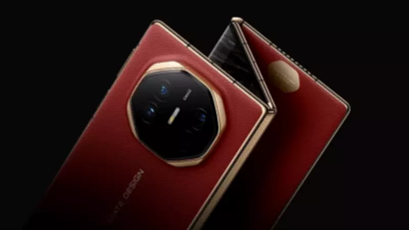 Huawei Mate XT 2 Üçe Katlanabilir Telefonu Ekim'de Tanıtıyor