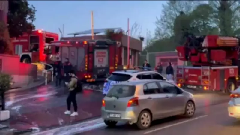 Şişli'de park halindeki elektrikli otomobil alev aldı