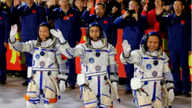 Çin'in Shenzhou-21 Astronot Ekibi Uzayda Bir Ay Daha Kalacak