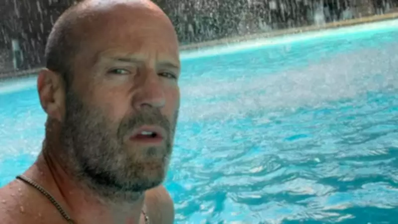 Jason Statham Yine Antalya'da: Ünlü Oyuncu Ailesiyle Tatil Keyfi Yapıyor