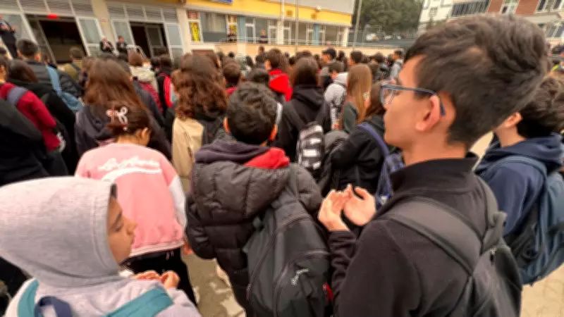 Kahramanmaraş'ta Okul Saldırısında Hayatını Kaybeden Öğretmen ve Öğrenciler Anıldı