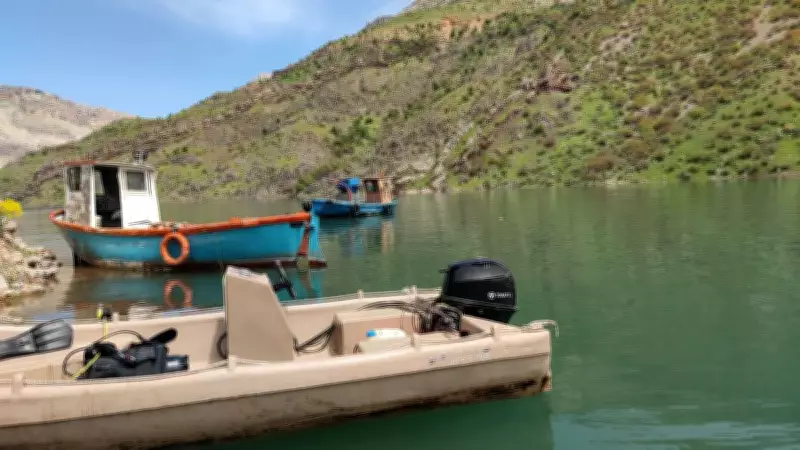 Kampçı botla Fırat Nehri'ne düştü: Arama çalışması başlatıldı