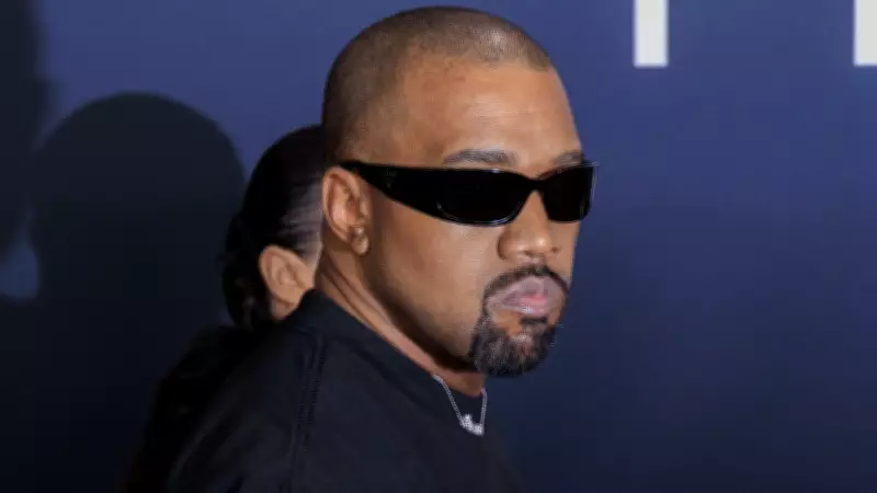 Kanye West'e İngiltere'de Vize Yasaklanması İçin Kampanya Başlatıldı