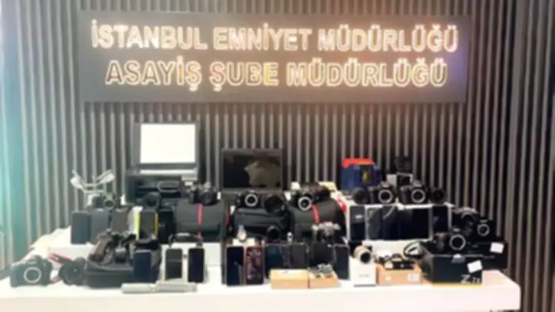 Kargo Dolandırıcıları 'Müşteri' Kılığında Vatandaşları Kandırdı