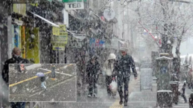 Kars'ta Nisan Ayında Ani Kar Yağışı: Kış Geri Döndü