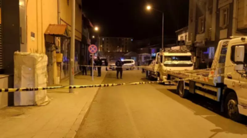 Kars'ta Park Halindeki Çekici Araçlara Silahlı Saldırı: 7 Boş Kovan Bulundu