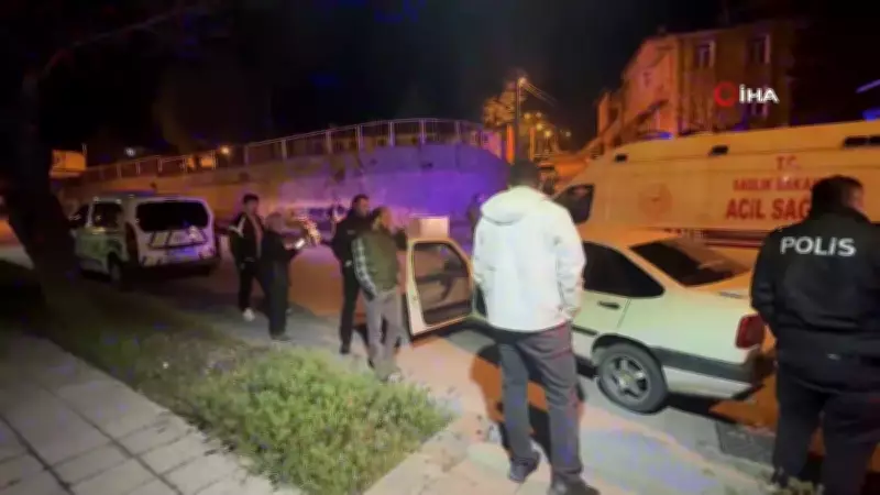 Kastamonu'da Gençler Yaşlı Adamı ve Kızını Darp Edip Kaçtı: Otomobil Yolda Bırakıldı