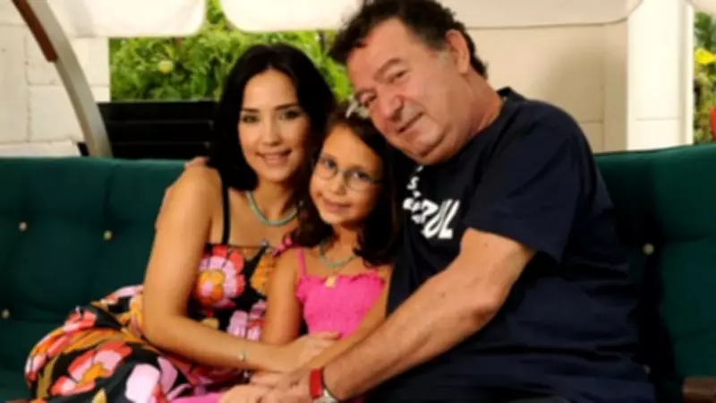 Kayahan'ın Kızı Aslı Gönül Yıllar Sonra Ortaya Çıktı! 26 Yaşındaki Güzellik Hayran Bıraktı