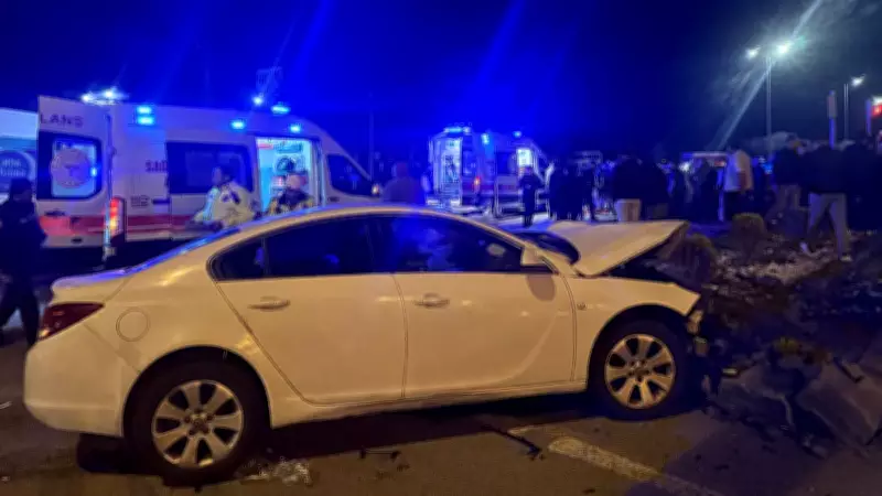 Kayseri'de iki araç çarpıştı: 3'ü ağır 4 yaralı