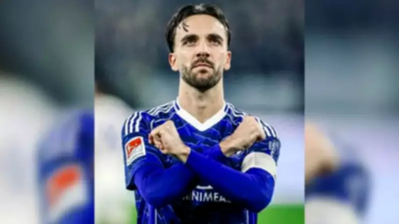 Kenan Karaman, Schalke 04'ün Liderlik Yolunda Kritik Golünü Attı