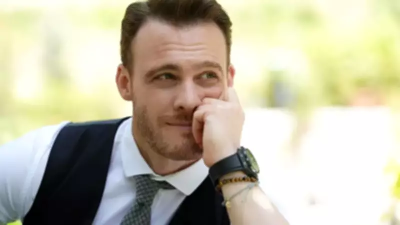 Kerem Bürsin: Pınar Deniz 'Yorgun Güneş'in Yıldızı