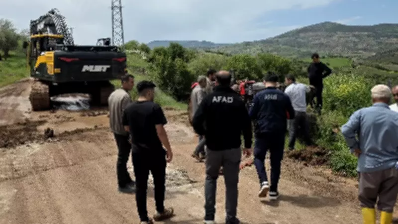 Kilis'te çayda mahsur kalan kişi ekipler tarafından kurtarıldı