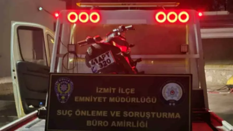 Kocaeli'de Trafikte Akrobatik Hareket Yapan Motosikletliye 175 Bin TL Ceza