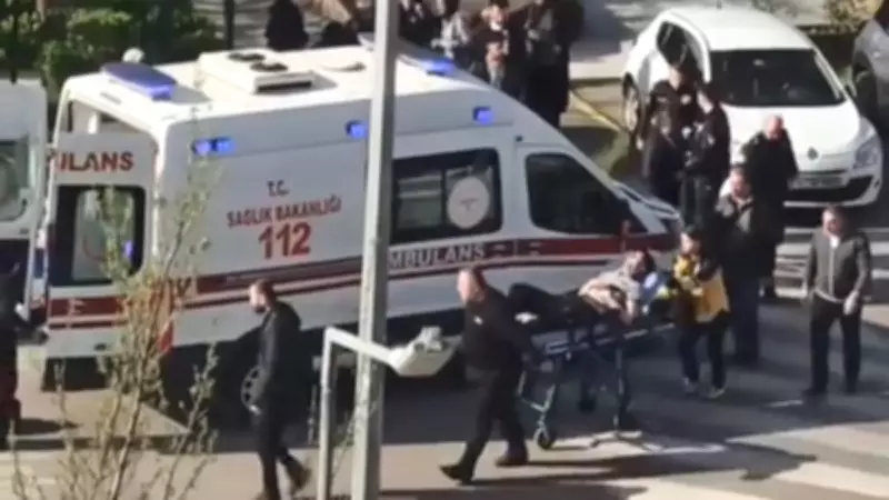 Kocaeli'nde Lise Öğrencileri Arasında Bıçaklı Kavga: Bir Kişi Yaralandı