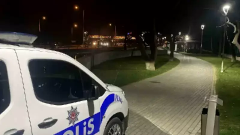 Konya'da Parkta Çıkan Kavga: 3 Kişi Bıçaklandı, 2 Şüpheli Kaçtı