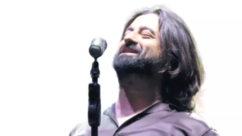 Koray Avcı Dikiş Öğrenerek Yeni Bir Yetenek Kazandı