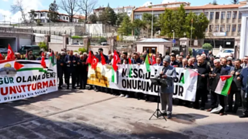 Kırıkkale'de İsrail'in İdam Yasasına Tekbirli Protesto: 'Zulme Sessiz Kalmayacağız'