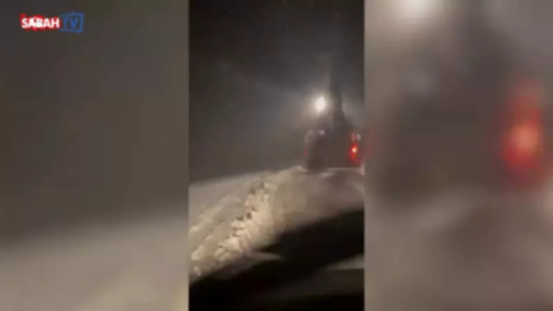 Köse Dağı'nda Nisan Ayında Kar Esareti: Yol Kapandı, Araçlar Mahsur Kaldı