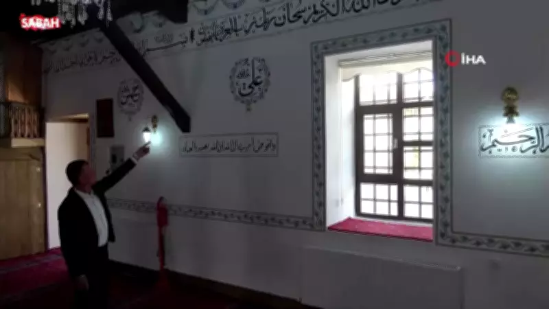 Kütahya'da cami duvarındaki boşluktan çıkan 300 parça eser Ankara'da birleştiriliyor