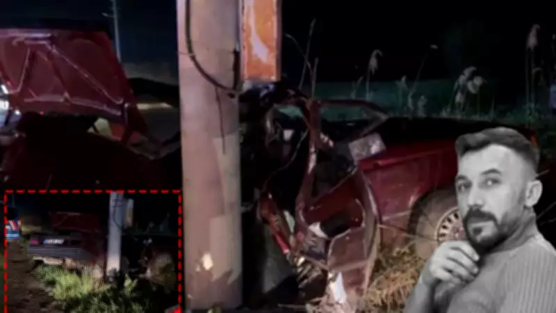 Kütahya'da Feci Trafik Kazası: Otomobil Beton Direğe Saplandı, Sürücü Hayatını Kaybetti