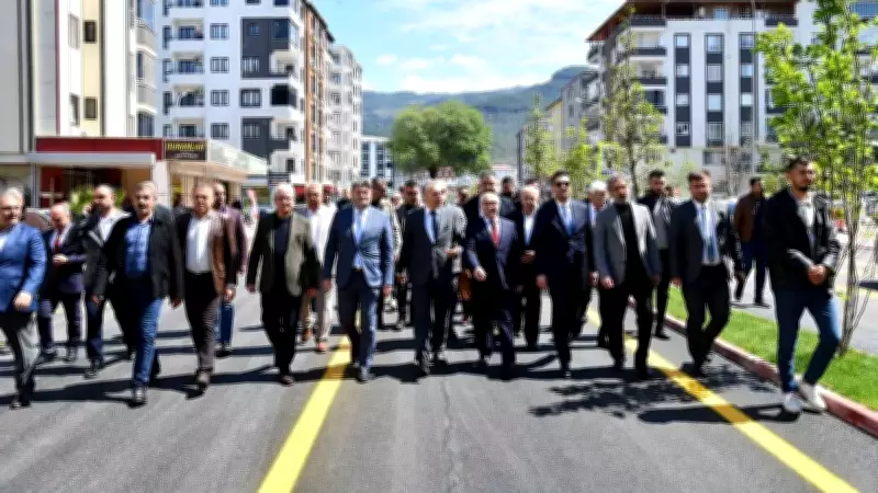 İlber Ortaylı'nın Adı Osmaniye'de Bir Caddeye Verildi