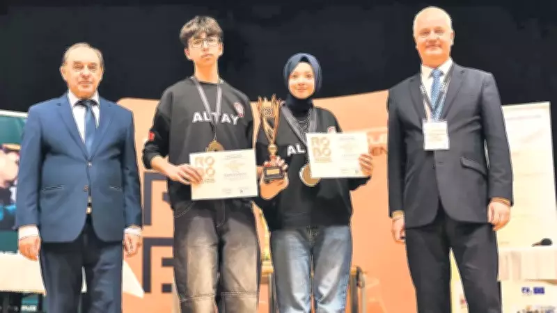 Liseli Mucitler Dünya İkincisi Oldu: 'Altay' Robotuyla Gururlandırdılar