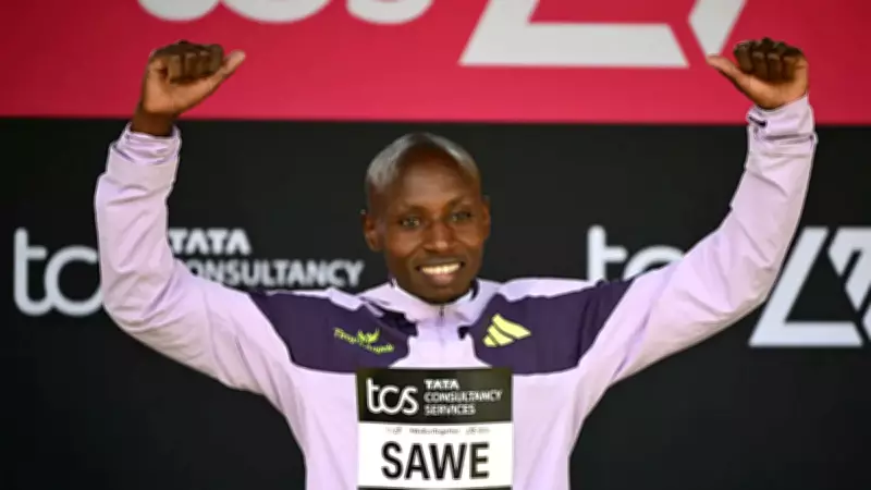 Londra Maratonu: Sabastian Sawe iki saatin altında koşarak dünya rekoru kırdı