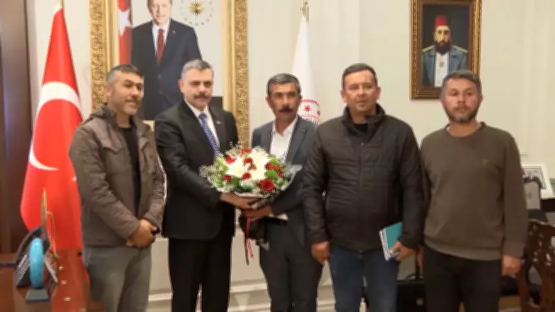 Maden işçilerinden Bakan Çiftçi'ye teşekkür ziyareti