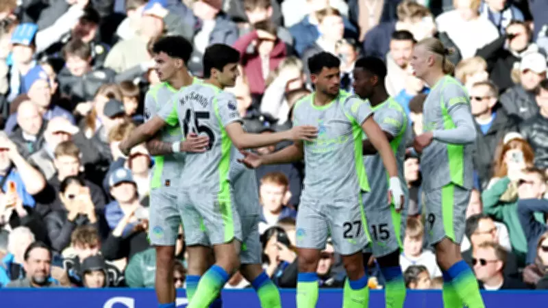 Manchester City, Chelsea'yi İkinci Yarıda Yıktı: 3-0'lık Net Galibiyet