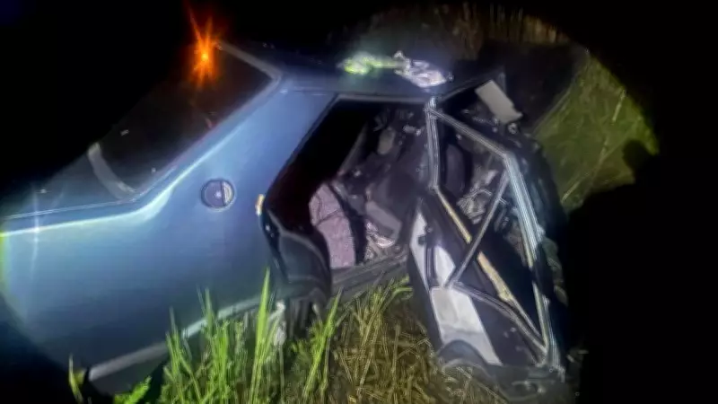 Manisa'da Korkunç Trafik Kazası: Otomobil Kanala Uçtu, 2 Kişi Hayatını Kaybetti