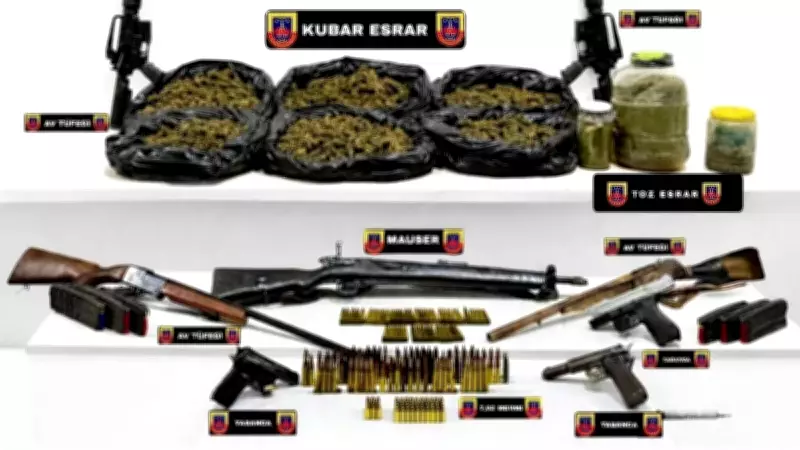 Mazıdağı'nda Jandarmadan Büyük Darbe: 35 Kilo Esrar ve Silahlar Ele Geçirildi