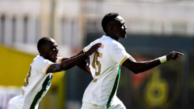 Mbaye Diagne'den Büyük Jest: Amedspor'da 2 Milyon TL'lik Telefon Dağıttı