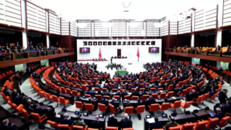 Meclis'te anma töreni ve okul saldırılarına tepki