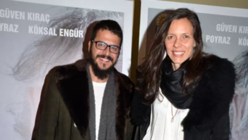 Mehmet Günsür'den Romantik İtiraf: 'Eşimle 10 Kez Daha Evlenirim'