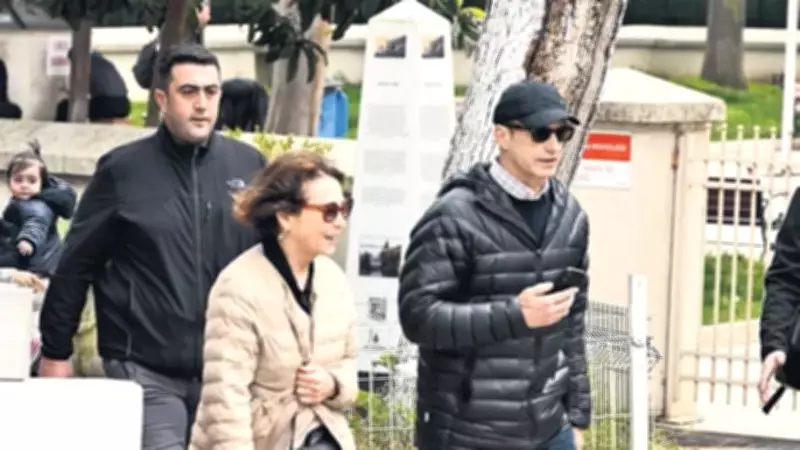 Ömer Koç'tan Bebek'teki Fotoğraf Krizinde Öfke Patlaması: 'Hemen Silin!'