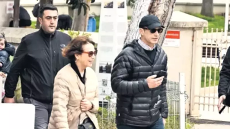 Ömer Koç'tan Medyaya Sert Tepki: Kamusal Alanda Çekilen Fotoğraf Sildirildi