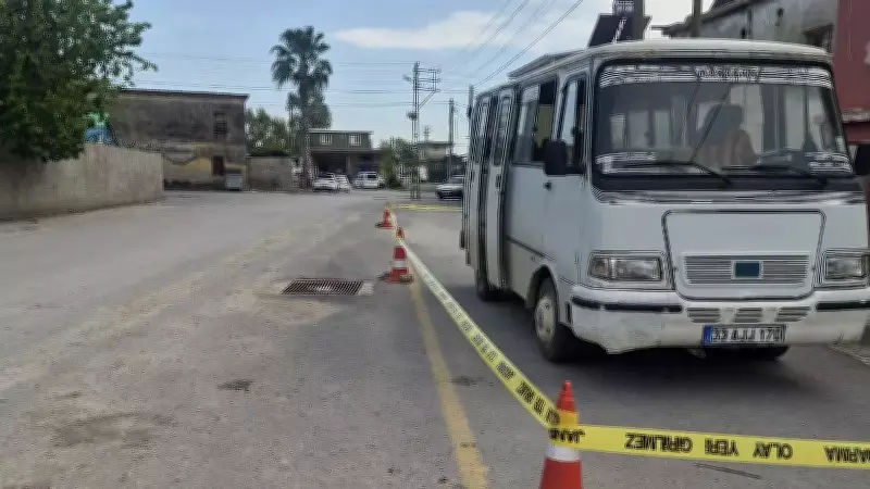Mersin'de baba minibüsüyle oğlunu ezdi: 2 yaşındaki çocuk hayatını kaybetti