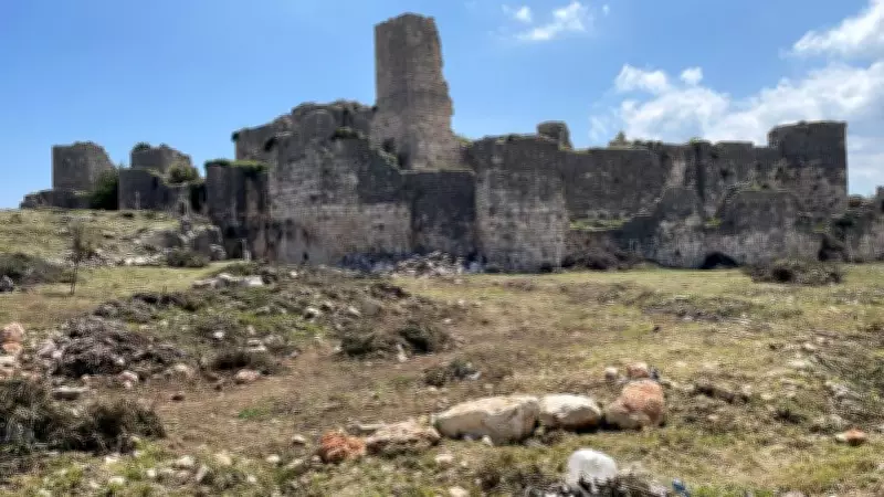 Mersin'de Kızkalesi Kıyı Kesiminde Kapsamlı Temizlik Çalışması Başlatıldı
