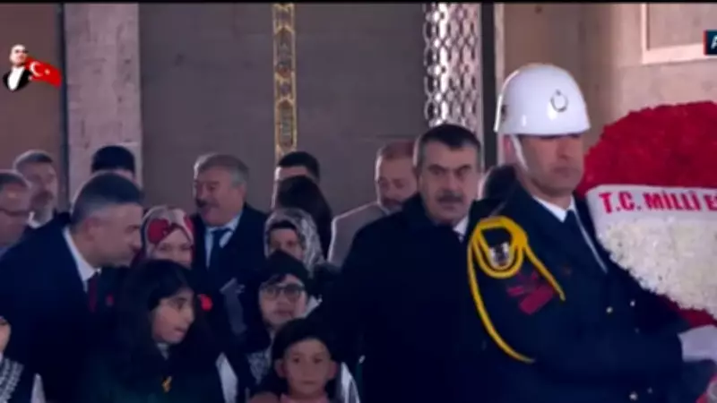 Milli Eğitim Bakanı Tekin, 81 İlden Çocuklarla Anıtkabir'de 23 Nisan'ı Kutladı