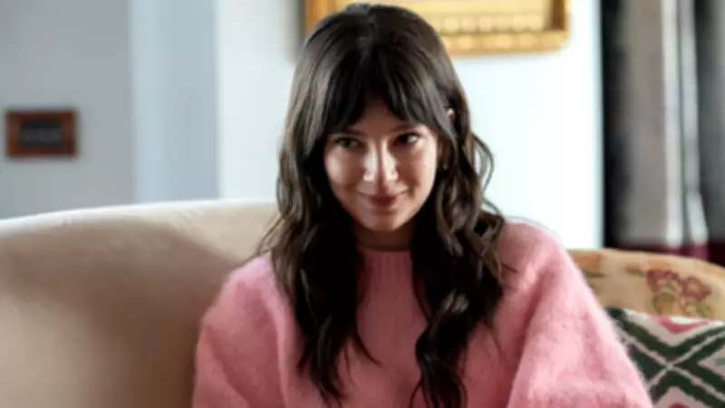 Mina Demirtaş Kimdir? Delikanlı Dizisinin Dila'sı Hakkında Tüm Detaylar