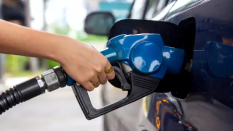 Motorine Gece Yarısı Zam Geldi: Akaryakıt Fiyatları Yükseliyor