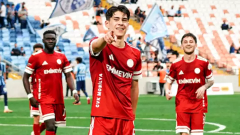 Ümraniyespor, Adana Demirspor'u Deplasmanda 3-1 Mağlup Etti