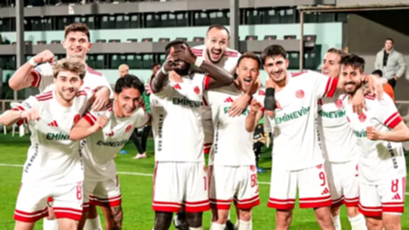Ümraniyespor, Sakaryaspor'u 2-0 Mağlup Ederek Ligde Nefes Aldı