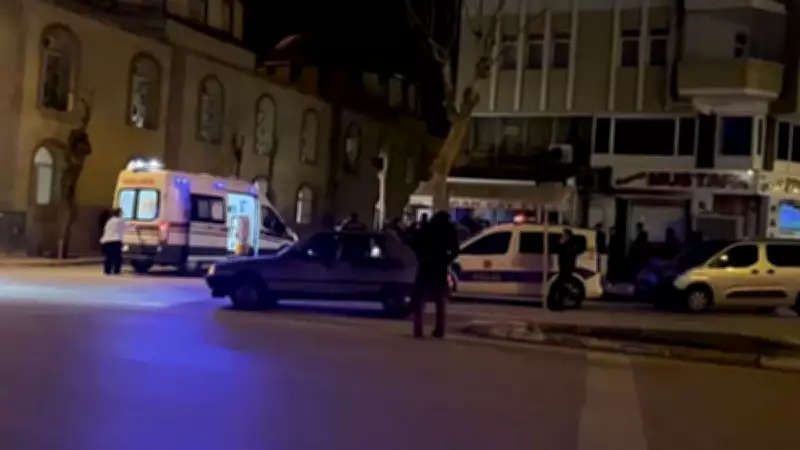 Çorum'da Cami Önünde Silahlı Saldırı: Bir Kişi Yaralandı