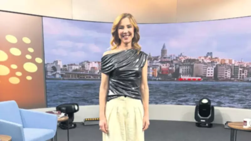 Oyuncular ve Şarkıcılar Biz Bize'de Projelerini Anlattı: Listeler, Tiyatro ve Müzik