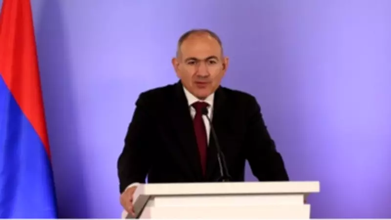 Paşinyan, Erivan'da Türk bayrağının yakılmasını provokasyon olarak kınadı