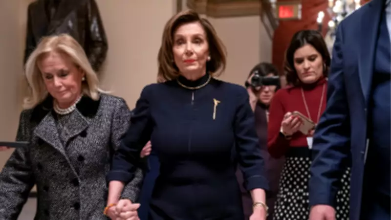 Pelosi, Trump'ın NATO'dan Çekilme Açıklamalarını Putin'e Hediye Olarak Nitelendirdi